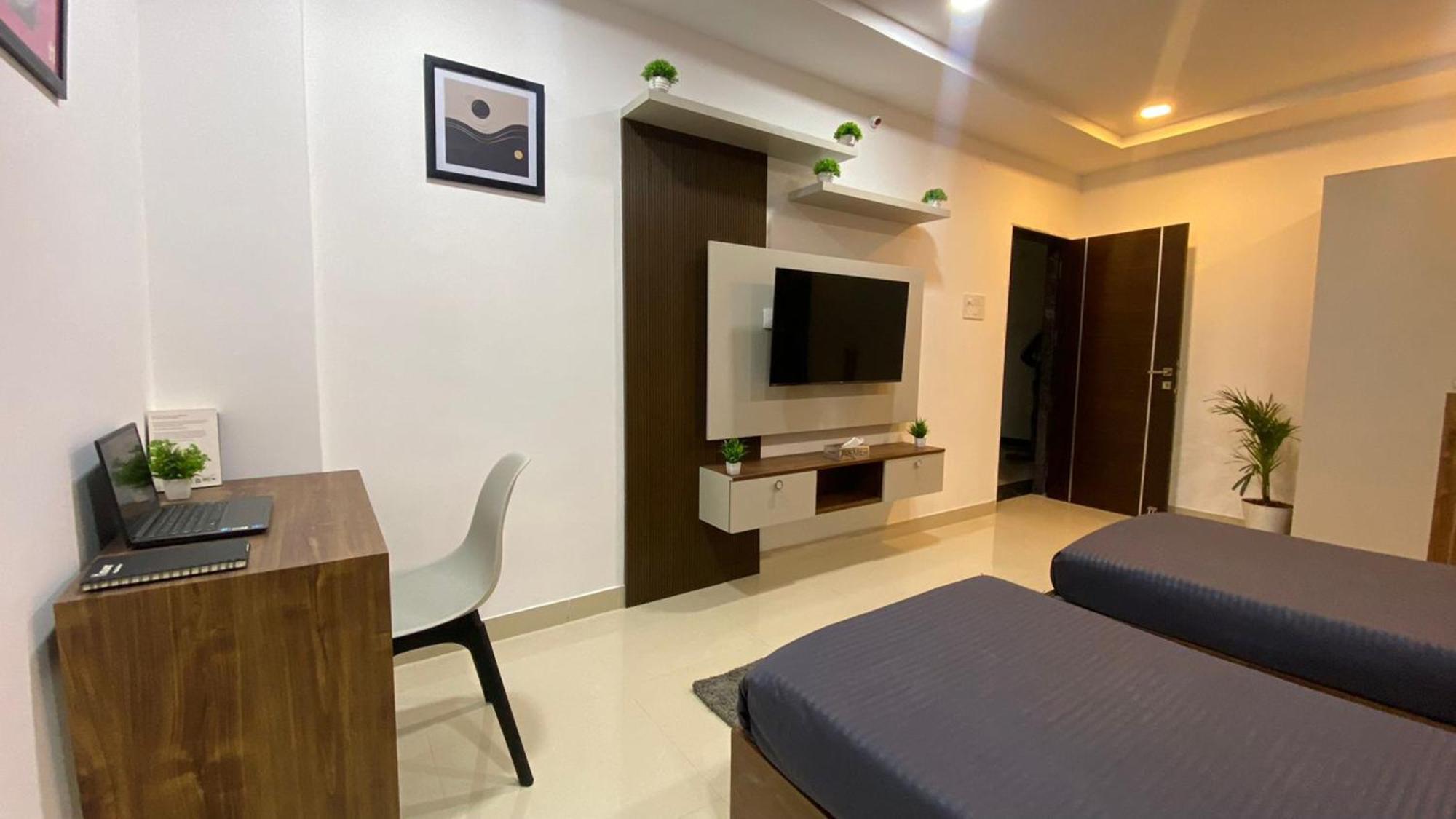 Housr 78 Madhapur Hitech City Near Yashoda Hospital Hyderabad Exterior foto